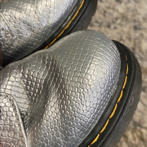Dr. Martens 1460 kids Metallic Silver Combat Boots sz 2 great condition - Picture 10 of 10
